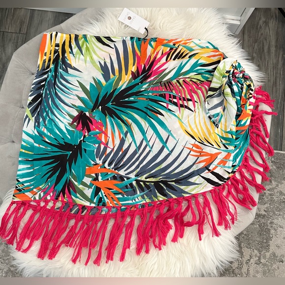 Vibrant tropical swimsuit sarong coverup with pink fringe NEW! - Picture 3 of 4